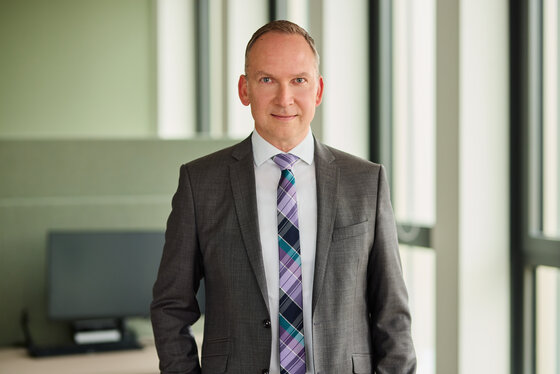Dr. Andreas Winkler
