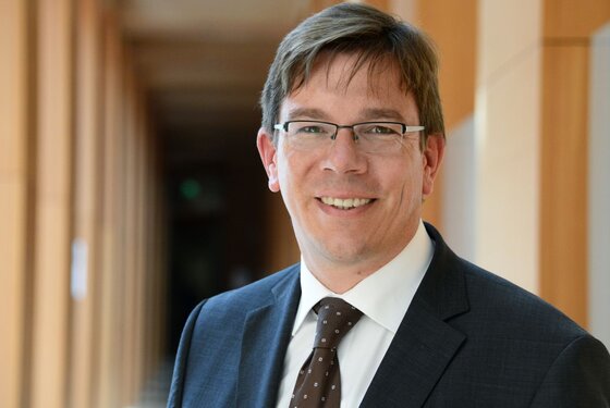 Dr. Andreas Eisen
